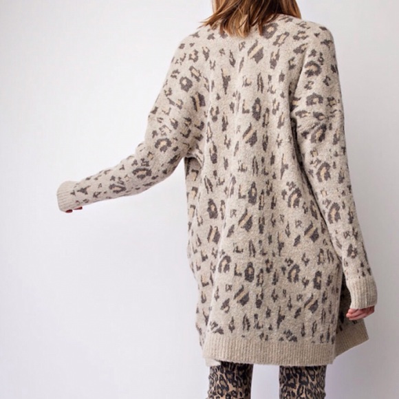 Leopard Cardigan Sweater - Picture 4 of 5